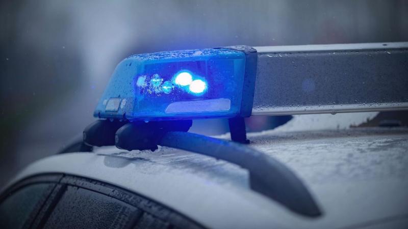 Figyelem, közlekedők! Két gépjármű balesete történt a 35-ös főúton, ezért forgalomelterelés van érvényben! Kérjük, óvatosan vezessetek!