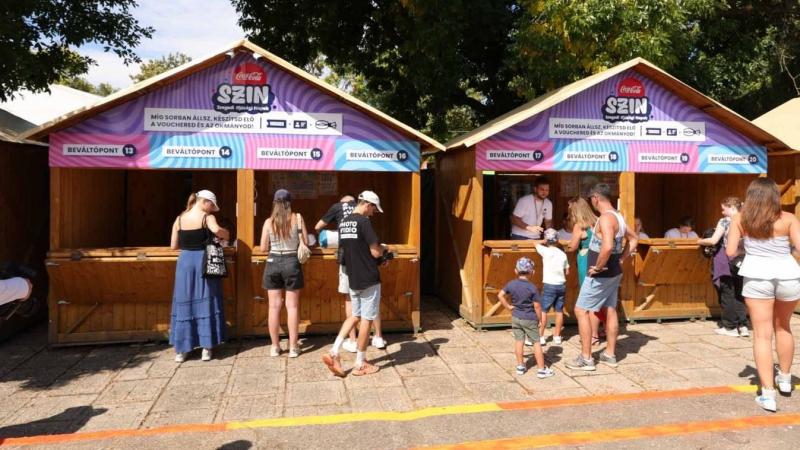 Megnyíltak a Coca-Cola SZIN kapui, és izgalmas meglepetés várta az első látogatókat - nézd meg a galériát és a videót!