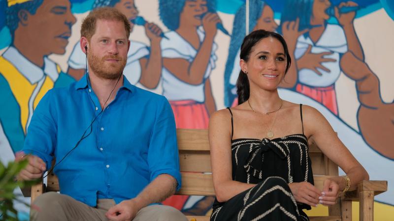 Meghan Markle és Hollywood: A figyelemért és a státuszért folytatott küzdelem

Meghan Markle, a Sussex hercegnéje, akinek neve az utóbbi években szorosan összefonódott a brit királyi családdal, nem csupán a közélet egyik legvitatottabb alakja, hanem egy o