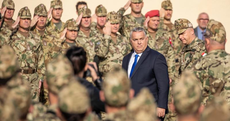 Para-Kovács Imre: A haza nem lehet előzetesben!

A haza fogalma mélyen gyökerezik a szívünkben, és nem csupán egy földrajzi helyet jelent, hanem egy érzelmi köteléket is. Az otthonunk, ahol a gyökereink vannak, ahol a múltunk és jövőnk találkozik. A haza 