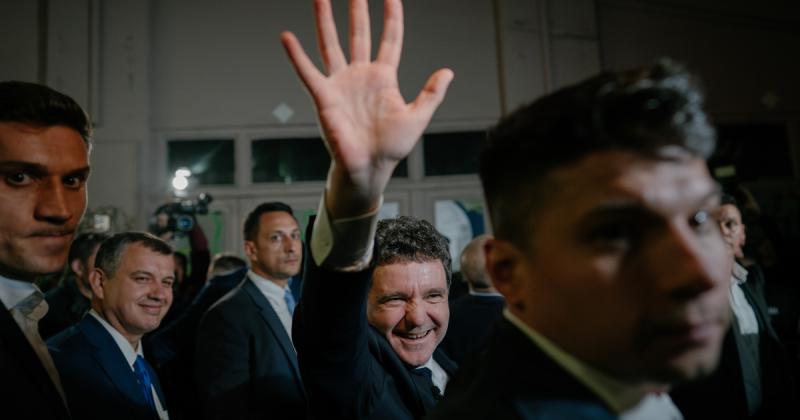 Nagy lendülettel fordította meg a helyzetet Romániában Nicusor Dan.