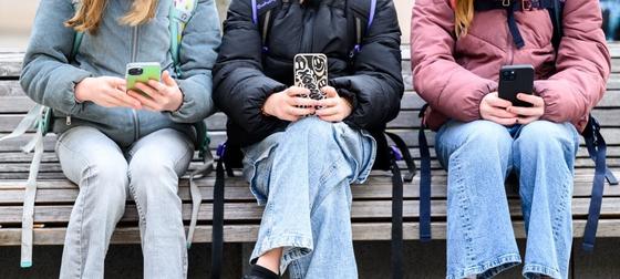 A fogyasztóvédelem figyelmeztet a potenciálisan veszélyes mobiltokokra, amelyek komoly kockázatot jelenthetnek a felhasználók számára. Érdemes alaposan átnézni a vásárlás előtt, hogy elkerüljük a kellemetlen meglepetéseket!