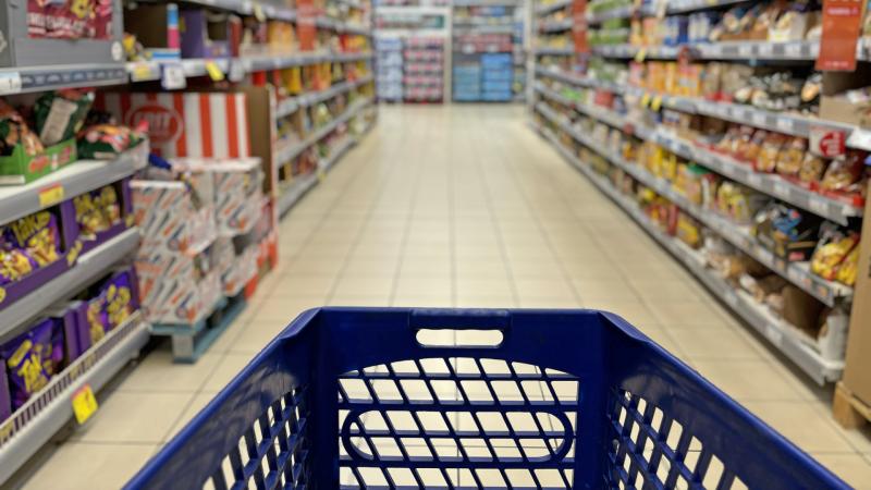 A magyar vásárlók számára egy újabb árnövekedés várható a csokoládék és chipszek piacán.