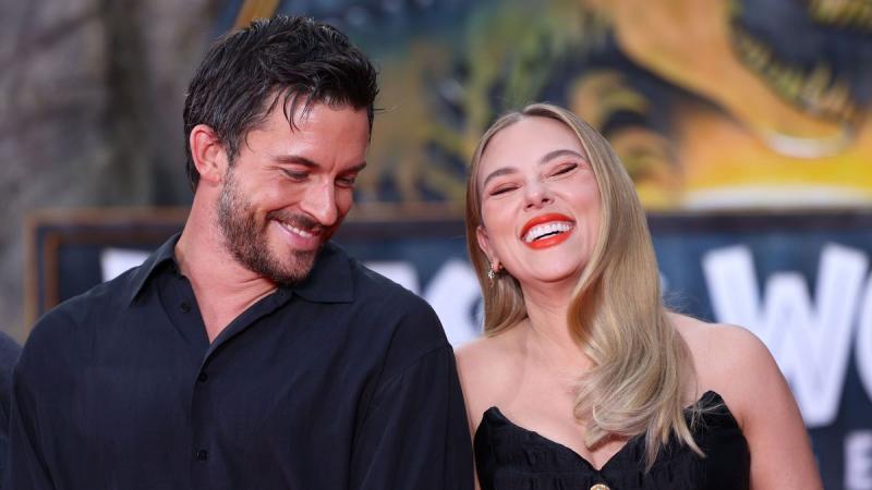 Scarlett Johansson végre megszólalt: először osztotta meg gondolatait a vörös szőnyegen történt, sokkoló csókról - Life