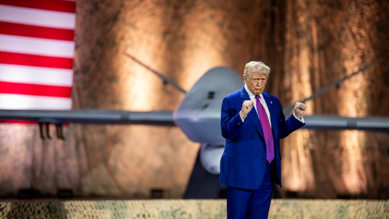Kiszivárgott Trump ukrajnai konfliktusra vonatkozó terve: a fegyverek folyamatosan érkeznek a frontra.