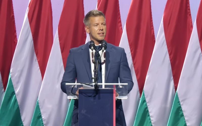 Magyar Péter: Nem a hatalom irányába tartunk, hanem az emberek felé közelítünk.