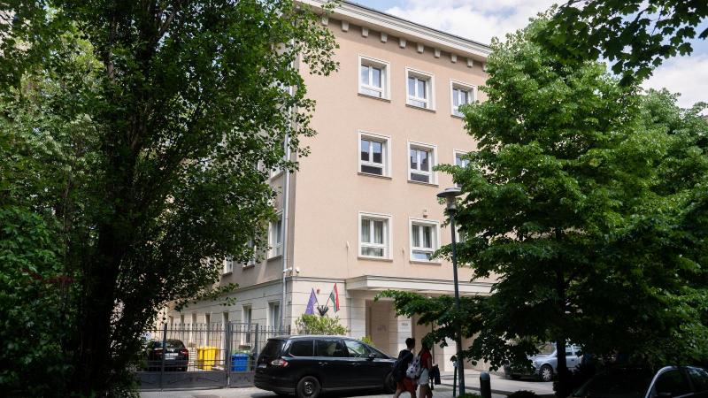 Végrehajtási eljárás indult a Magyar Bírósági Végrehajtói Kar ellen, mivel egy jelentős, kétmilliárd forintos tartozás áll fenn.