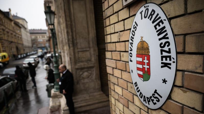 A Fővárosi Törvényszék legújabb közleménye a Magyar kontra Index ügyben hozott ítélet kapcsán jelent meg, amely jelentős figyelmet keltett a médiában. Az ítélet részletei és a bíróság állásfoglalása számos kérdést vet fel a jogi és etikai normák terén, va