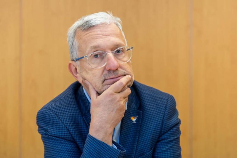 Rékassy Balázs: A kormány konzervatív, kommunista szemlélete az egészségügyi rendszer egyik legnagyobb problémája.